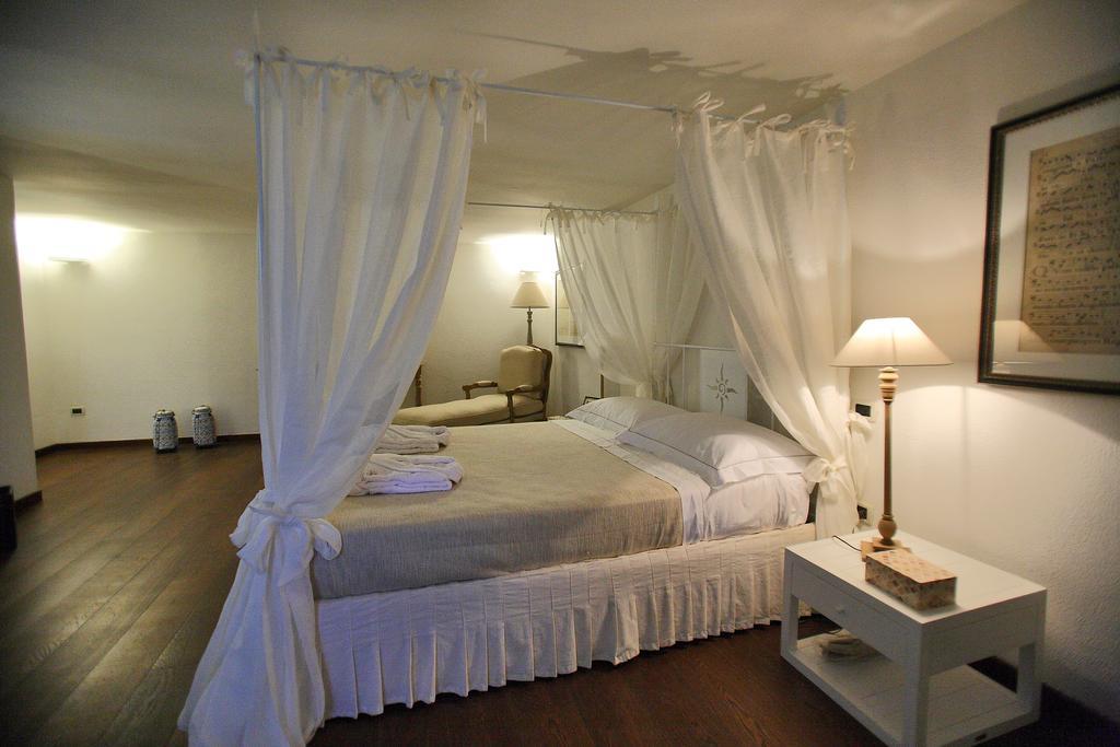 Bed and Breakfast Don Totu - Dimora Storica San Cassiano  Zimmer foto